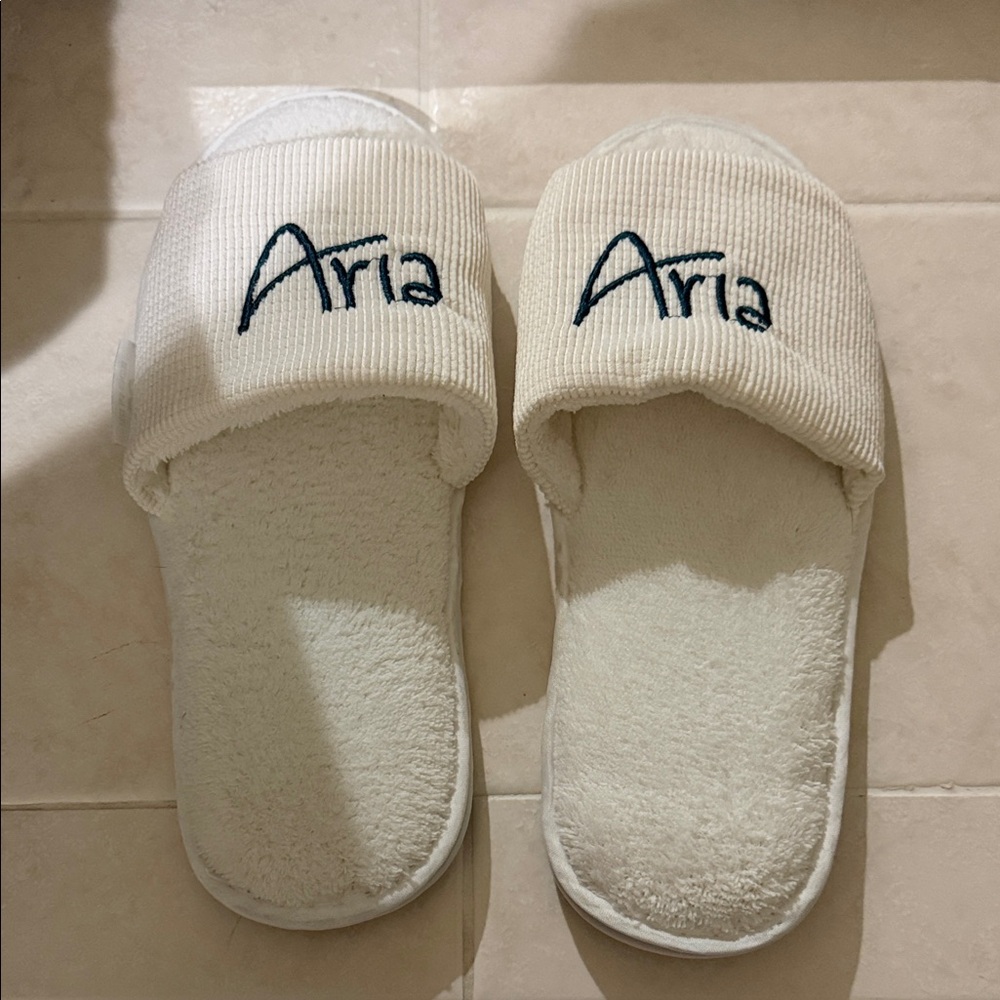 Aria Plush Slippers
